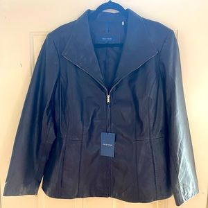 Black Leather Cole Hahn Jacket, soft smooth leather, zipper in front, pockets